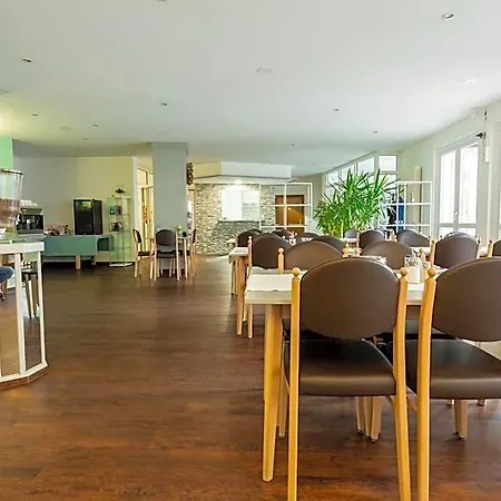 Am Schillerplatz Pleidelsheim